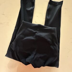 Lulu Lemond Invigorate Leggings - size 2, 23”